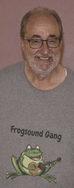 Jürgen – Gitarre, Gesang, Percussion